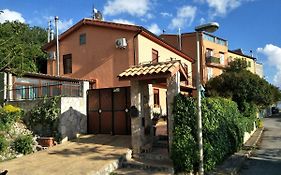 B&B Benjamas