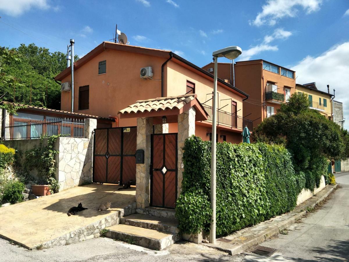B&B Benjamas Bisacquino Exterior photo