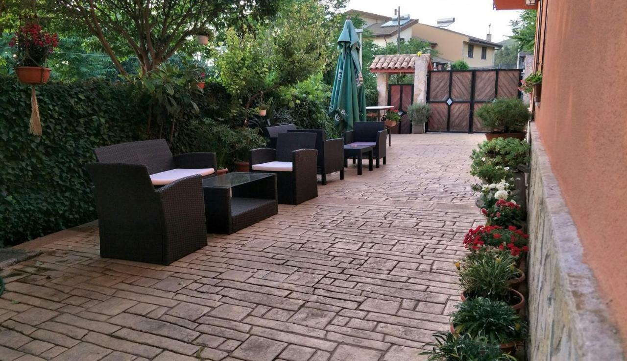 B&B Benjamas Bisacquino Exterior photo